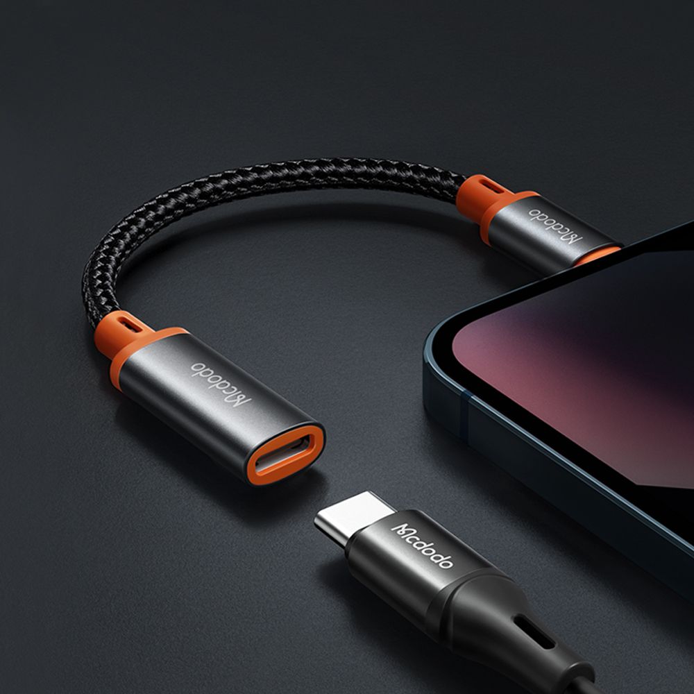 Adaptér pro data a nabíjení USB-C - Lightning McDodo CA-1440, černý