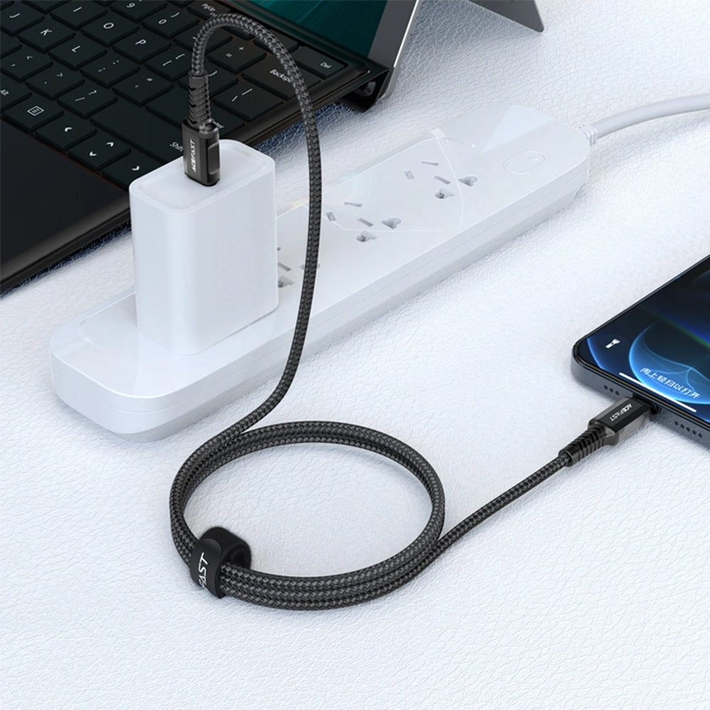 Datový a nabíjecí kabel USB-C - Lightning Acefast C1-01, 30W, 1.2m, černý