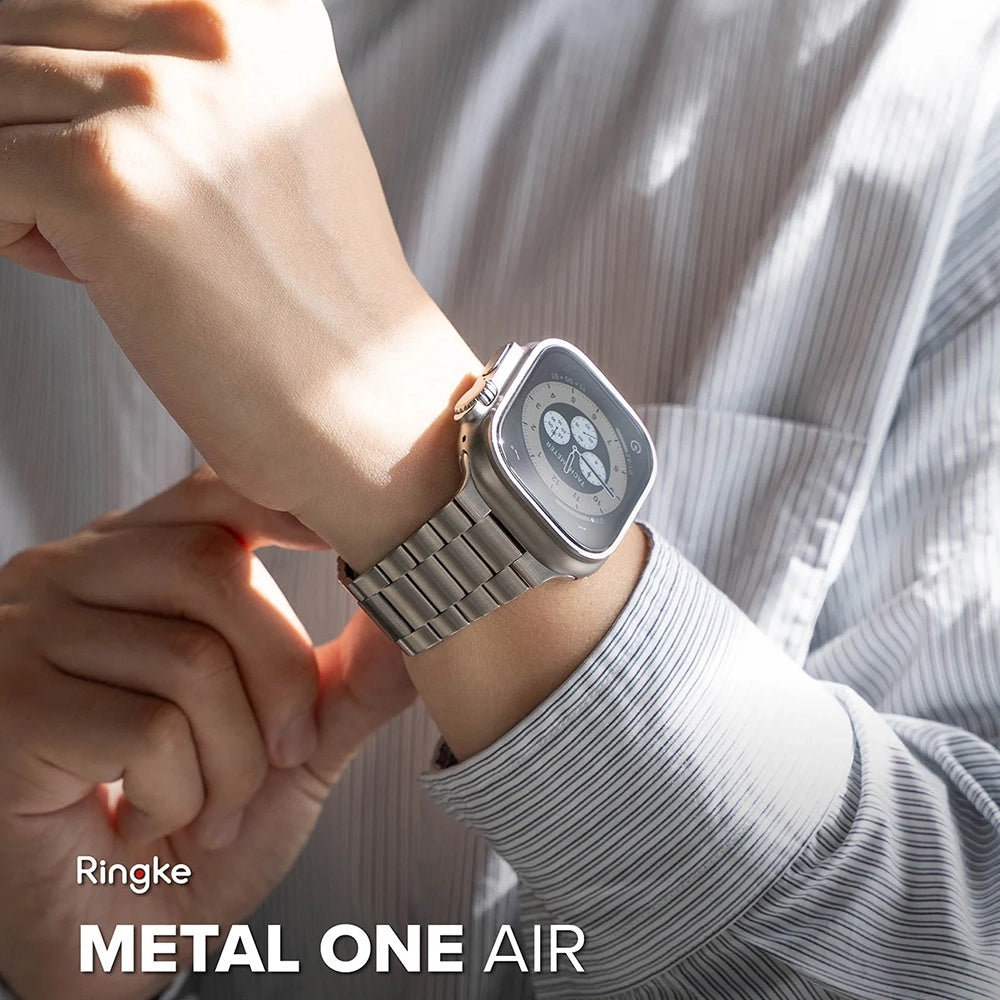 Řemínek Ringke Metal One Air pro Apple Watch 49mm / 46mm / 45mm / 44mm Series, Stříbrný