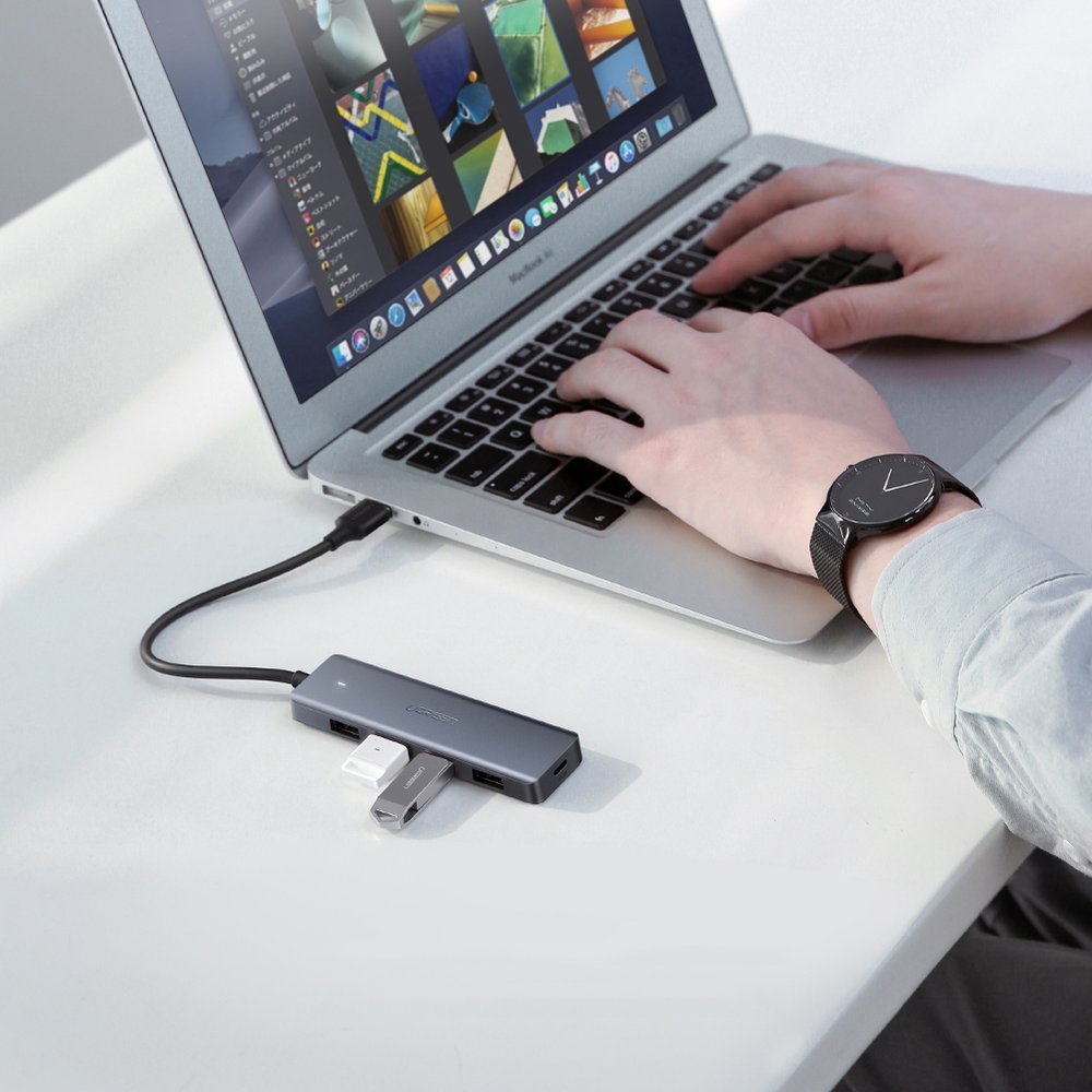 Hub USB-C UGREEN CM219, 4 x USB-A 3.0 - 1 x USB-C, šedý