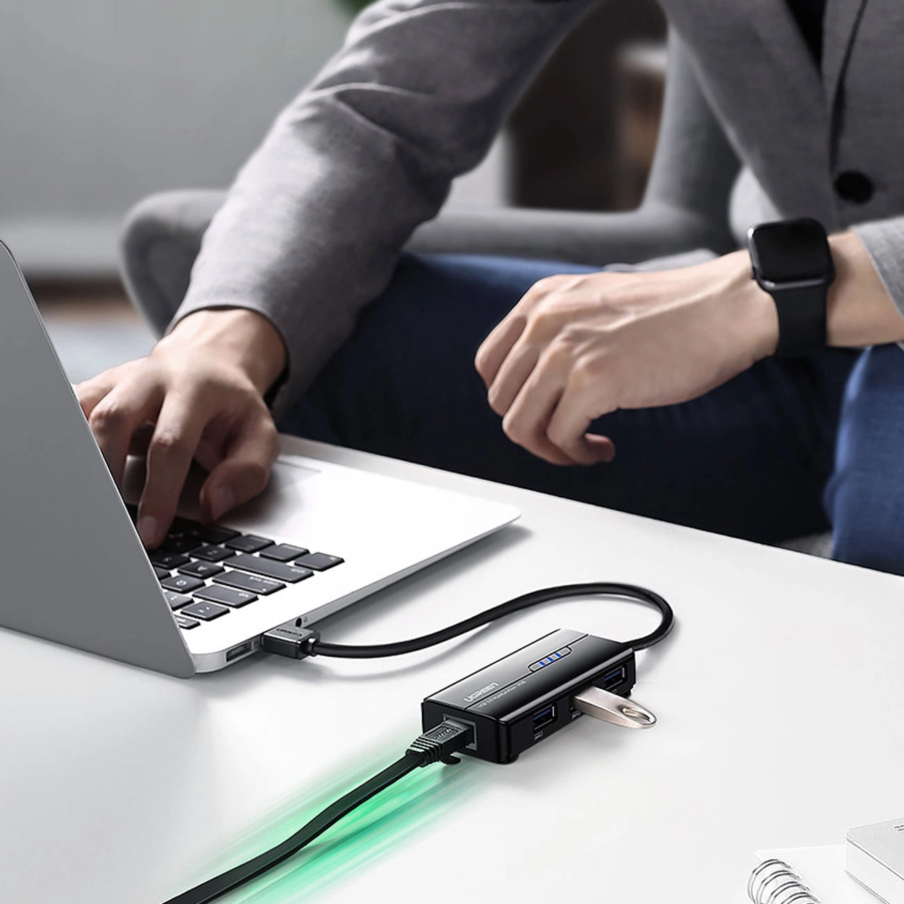 USB hub UGREEN 20265, 3 x USB-A 3.0 - 1 x RJ45, černý