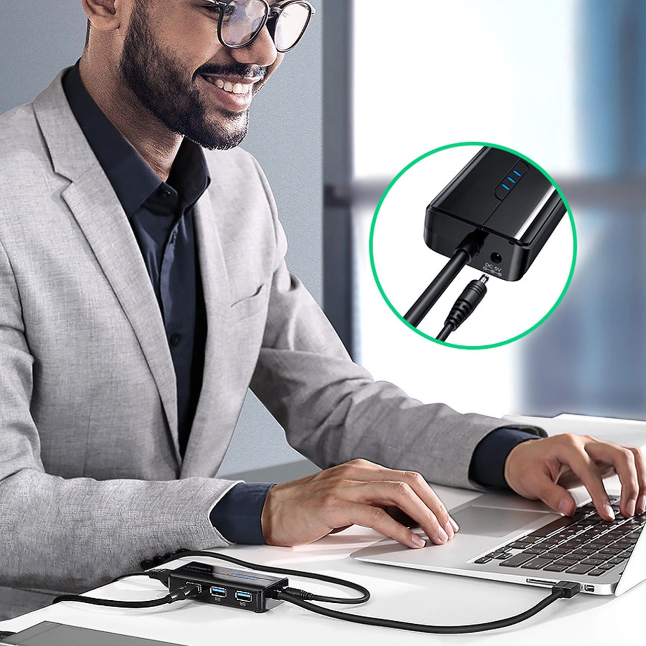 USB hub UGREEN 20265, 3 x USB-A 3.0 - 1 x RJ45, černý