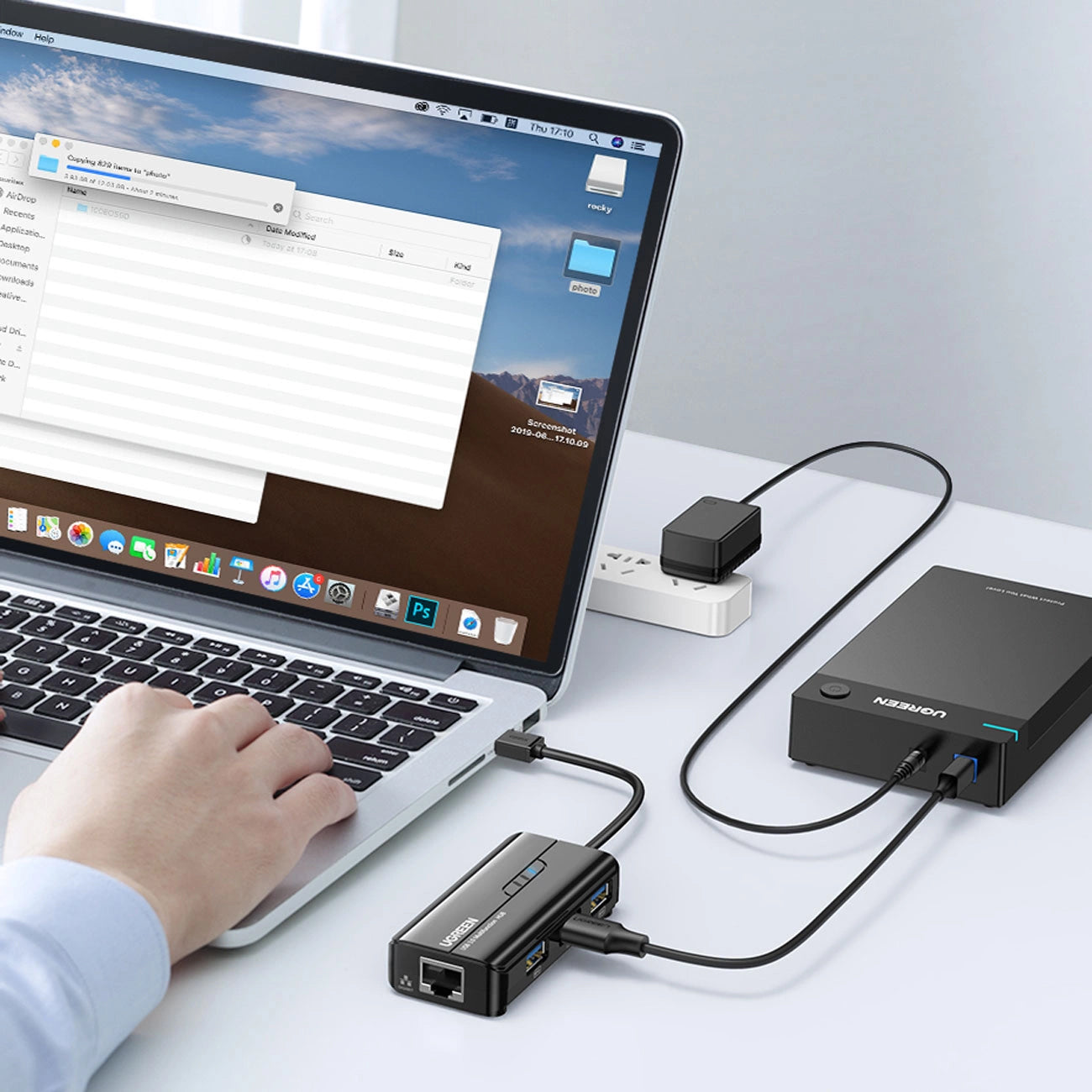 USB hub UGREEN 20265, 3 x USB-A 3.0 - 1 x RJ45, černý