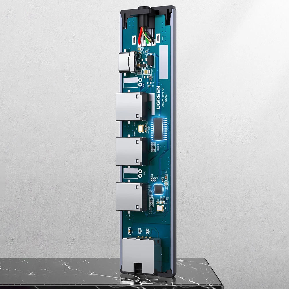 Hub USB UGREEN CM475, 3 x USB-A 3.0 - 1 x USB-C - 1 x RJ45, šedý