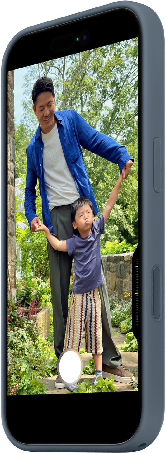 MagSafe Case for Apple iPhone 17, Blue MGEW4ZM/A