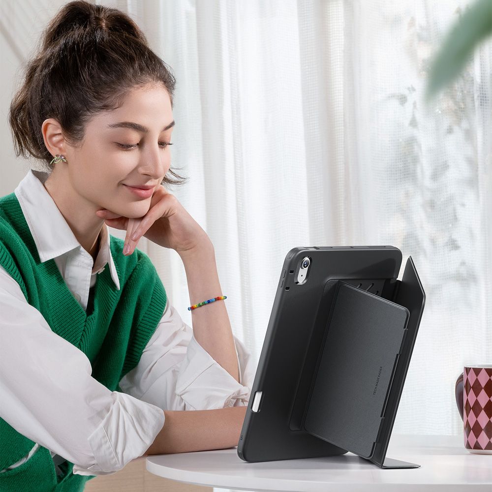 Pouzdro pro Apple iPad (2025) / (2022), ESR, Flip Hybrid, Černé, Znovu zapečetěné