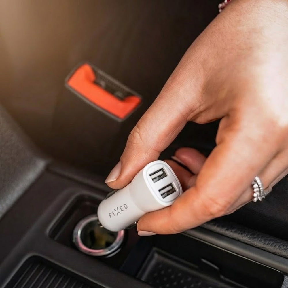 Auto nabíječka Fixed, 15.5W, 3A, 2 x USB-A, Bílá