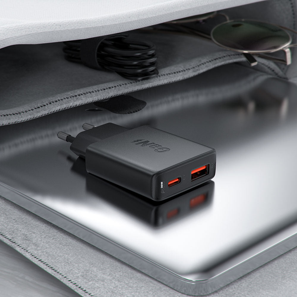 Síťová nabíječka Acefast A69, 30W, 3A, 1 x USB-A - 1 x USB-C, černá