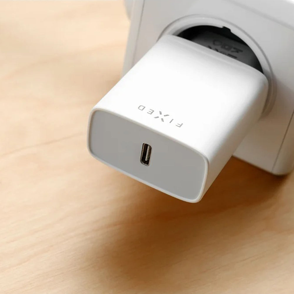 Síťová nabíječka s kabelem USB-C Fixed, 20W, 3A, 1 x USB-C, bílá