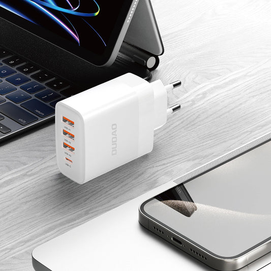 Síťová nabíječka Dudao A5HEU, 20W, 3A, 1 x USB-C - 3 x USB-A, bílá