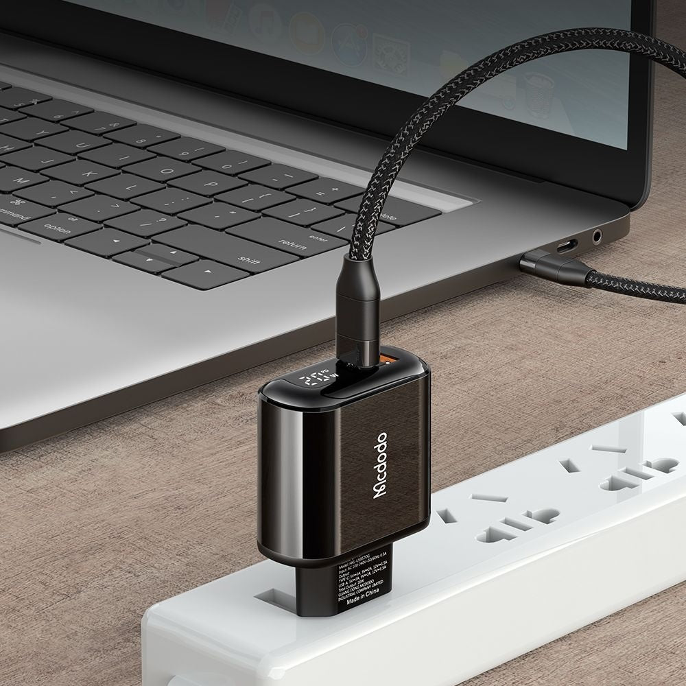 Síťová nabíječka McDodo CH-7170 Chocolate Display, 20W, 3A, 1 x USB-A - 1 x USB-C, černá