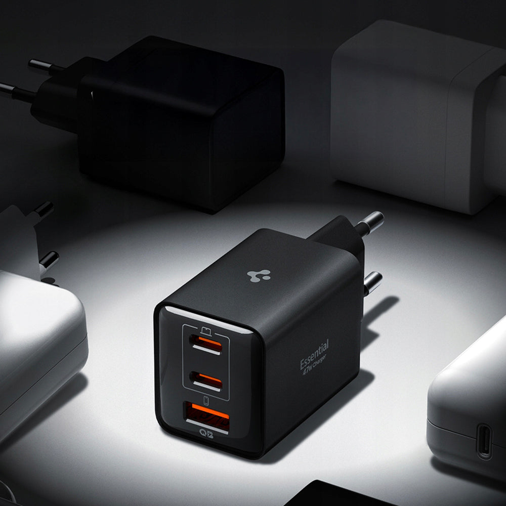 Síťová nabíječka Spigen EE473EU Essential, 47W, 3A, 1 x USB-A - 2 x USB-C, Černá ACH09465