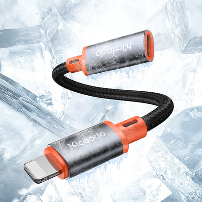 Adaptér pro data a nabíjení USB-C - Lightning McDodo CA-1440, černý