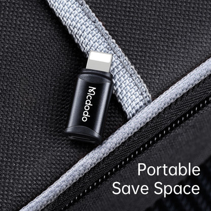 Adaptér pro data a nabíjení USB-C - Lightning McDodo OT-7680, černý