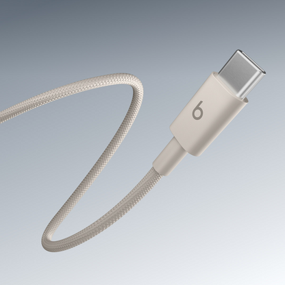 Kabel pro data a nabíjení USB-C - USB-C Beats, 1,5 m, béžový MDGD4ZM/A