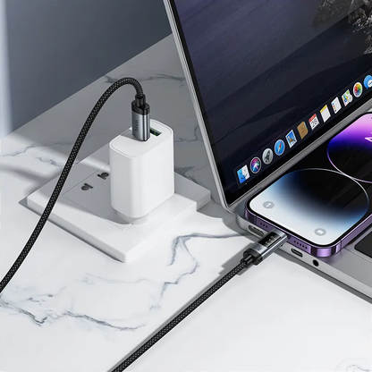 Datový a nabíjecí kabel USB-C - Lightning HOCO Display U148, 27W, 1.2m, černý