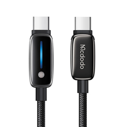 Datový a nabíjecí kabel USB-C - USB-C McDodo CA-0100, 100W, 1.2m, černý.