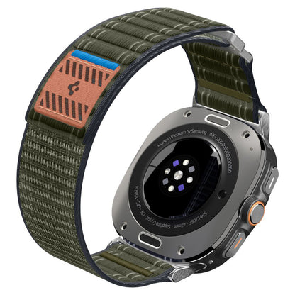 Popruh Spigen WBF0 pro Samsung Galaxy Watch Ultra, Zelený