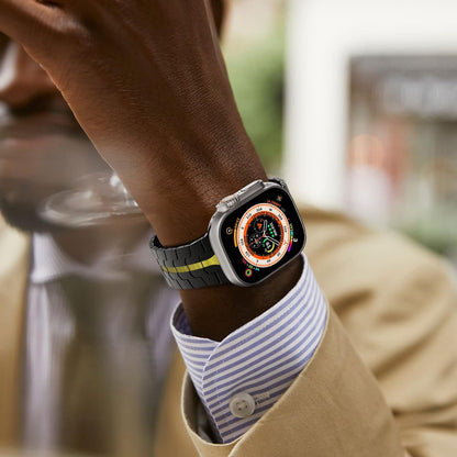 Techsuit W063 pásek pro Apple Watch 49mm / 46mm / 45mm / 44mm / 42mm Series, Černě oranžový