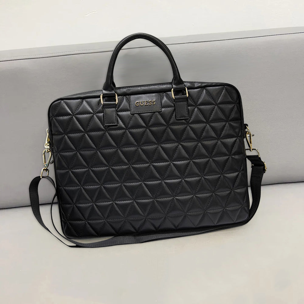 Taška Guess Quilted pro laptop 15 palců, černá