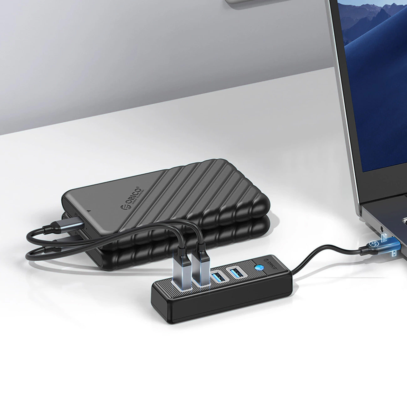 Hub USB-C Orico PW4U-C3, 4 x USB-A 3.0, černý