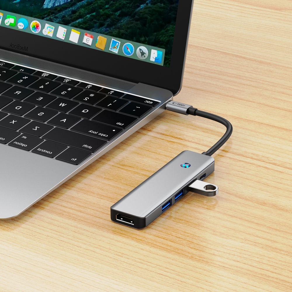 Hub USB-C Tech-Protect HB01, 1 x USB-A 3.0 - 2 x USB-A - 1 x USB-C - 1 x HDMI, Šedý