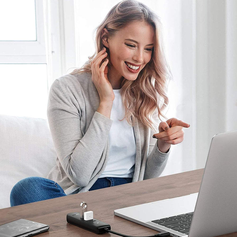 USB-C hub UGREEN CM416 (10916), 4 x USB-A 3.0, Černý