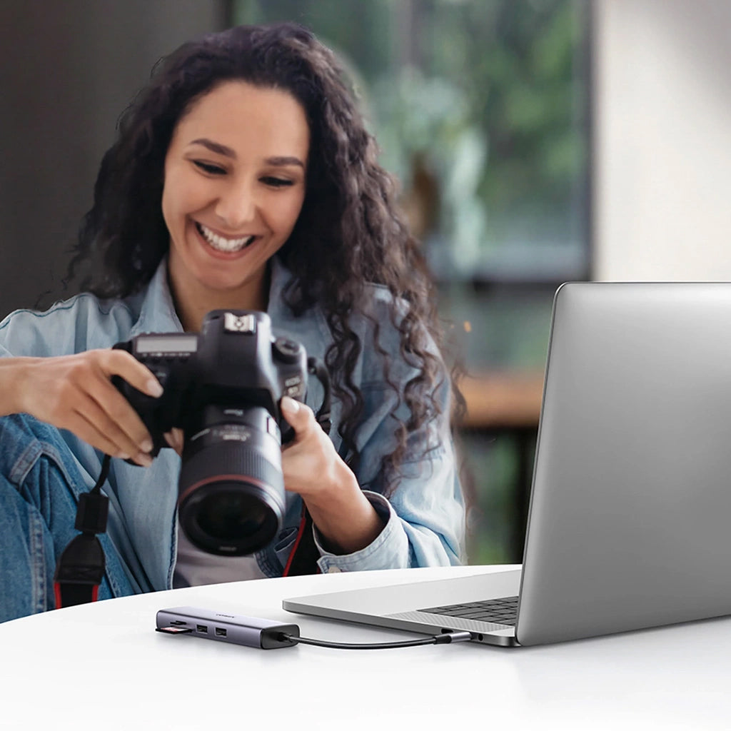 Hub USB-C UGREEN CM512, 2 x USB-A 3.0 - 1 x USB-C - 1 x HDMI - 1 x SD - 1 x microSD - RJ45, Šedý