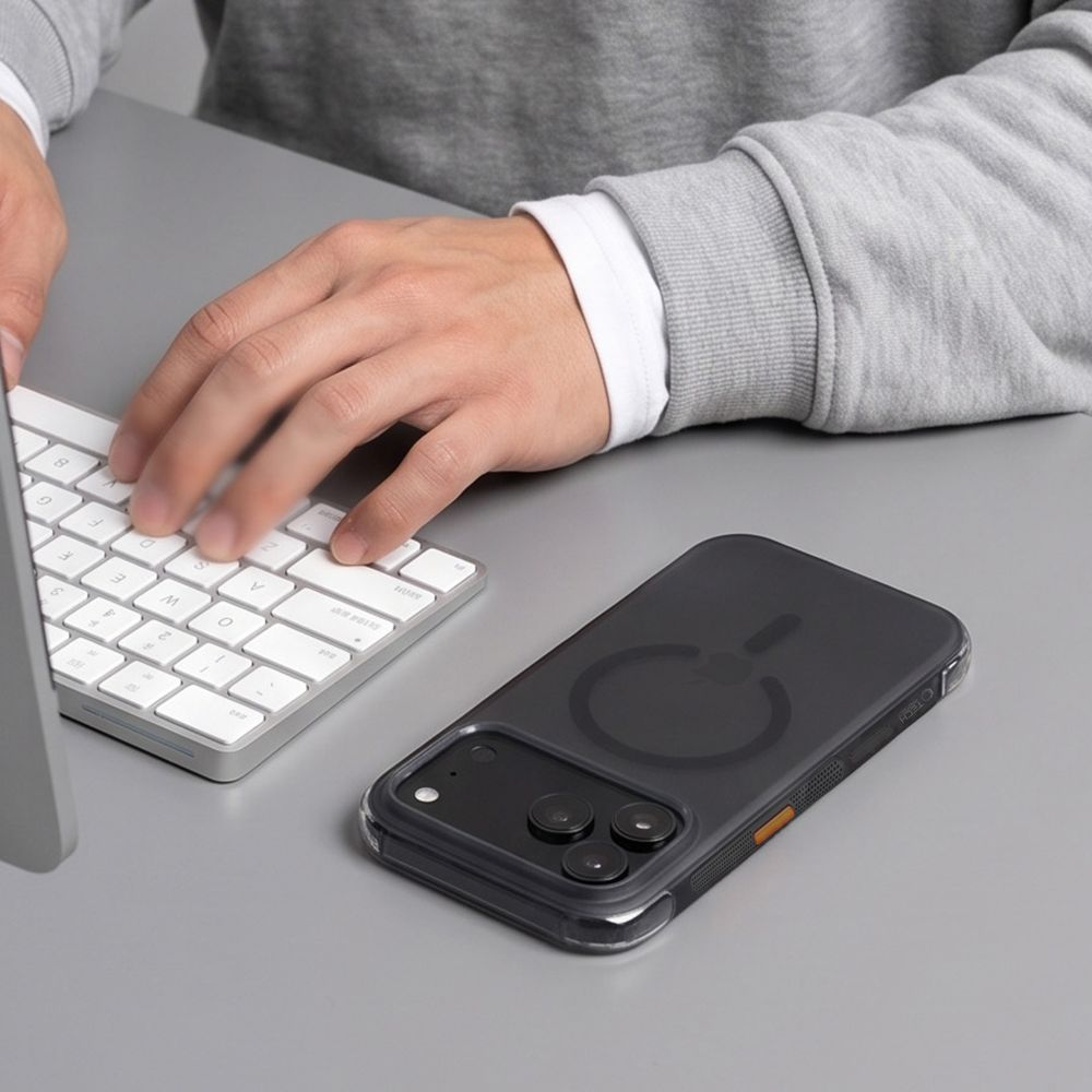 MagSafe pouzdro pro Apple iPhone 18 Pro / 17 Pro, Tech-Protect, MagAir CC, Matná černá