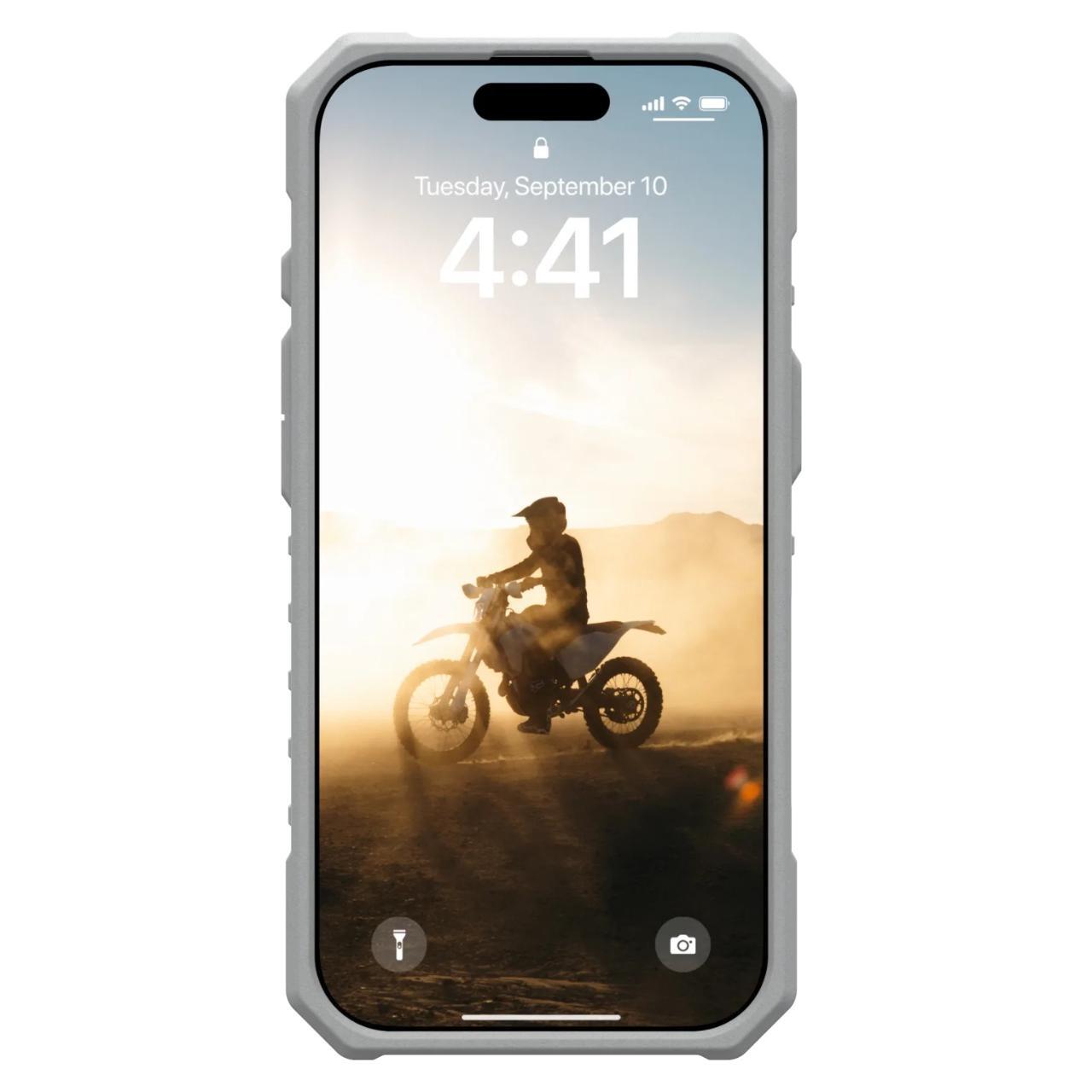MagSafe pouzdro pro Apple iPhone 16 Pro, Urban Armor Gear, Pathfinder Clear, Zelené