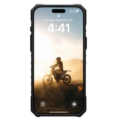 Pouzdro MagSafe pro Apple iPhone 16 Pro, Urban Armor Gear, Pathfinder, Zelená