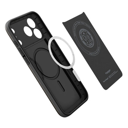 Pouzdro MagSafe pro Apple iPhone 17 Pro Max, Spigen, Thin Fit, Černá