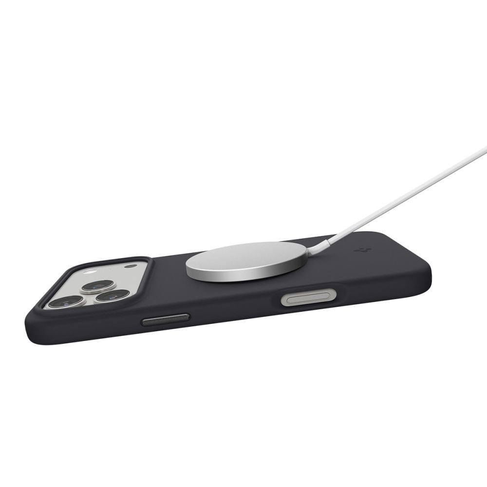 Pouzdro MagSafe pro Apple iPhone 17 Pro, Spigen, Silicone Fit, Černá
