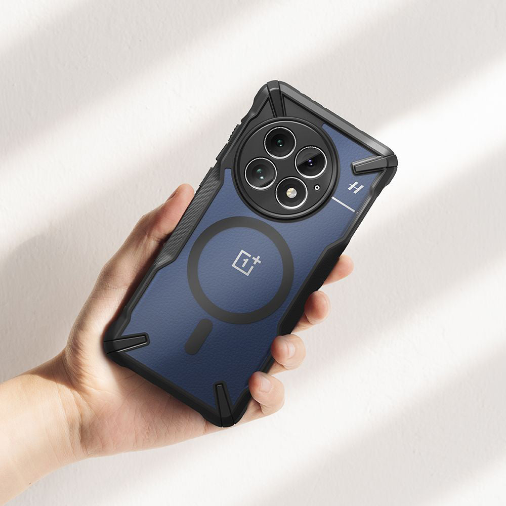 Pouzdro MagSafe pro OnePlus 13, Ringke, Fusion X, Černá