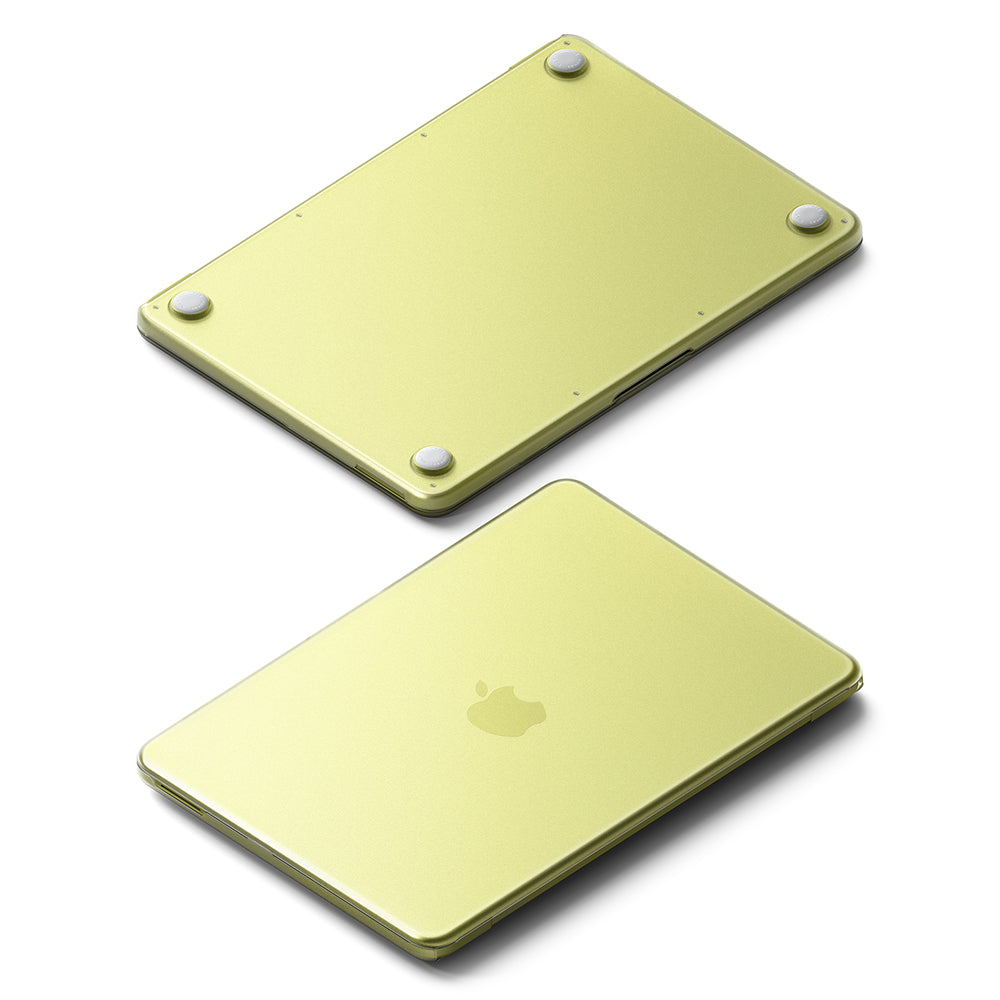 Pouzdro Ringke Slim pro Apple MacBook Neo 13″, matně průhledné.