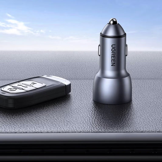 Nabíječka do auta UGREEN CD213, 36W, 3A, 2 x USB-A, šedá 