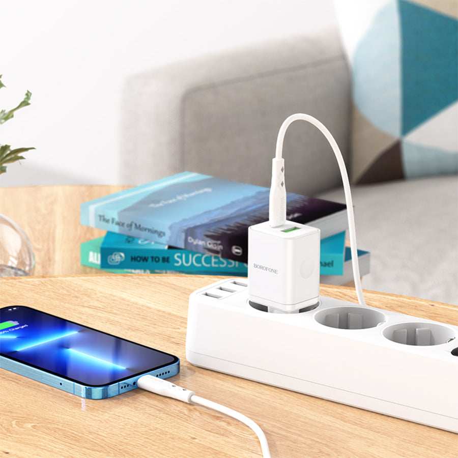 Síťová nabíječka s kabelem Lightning Borofone BN7, 20W, 3A, 1 x USB-A - 1 x USB-C, bílá