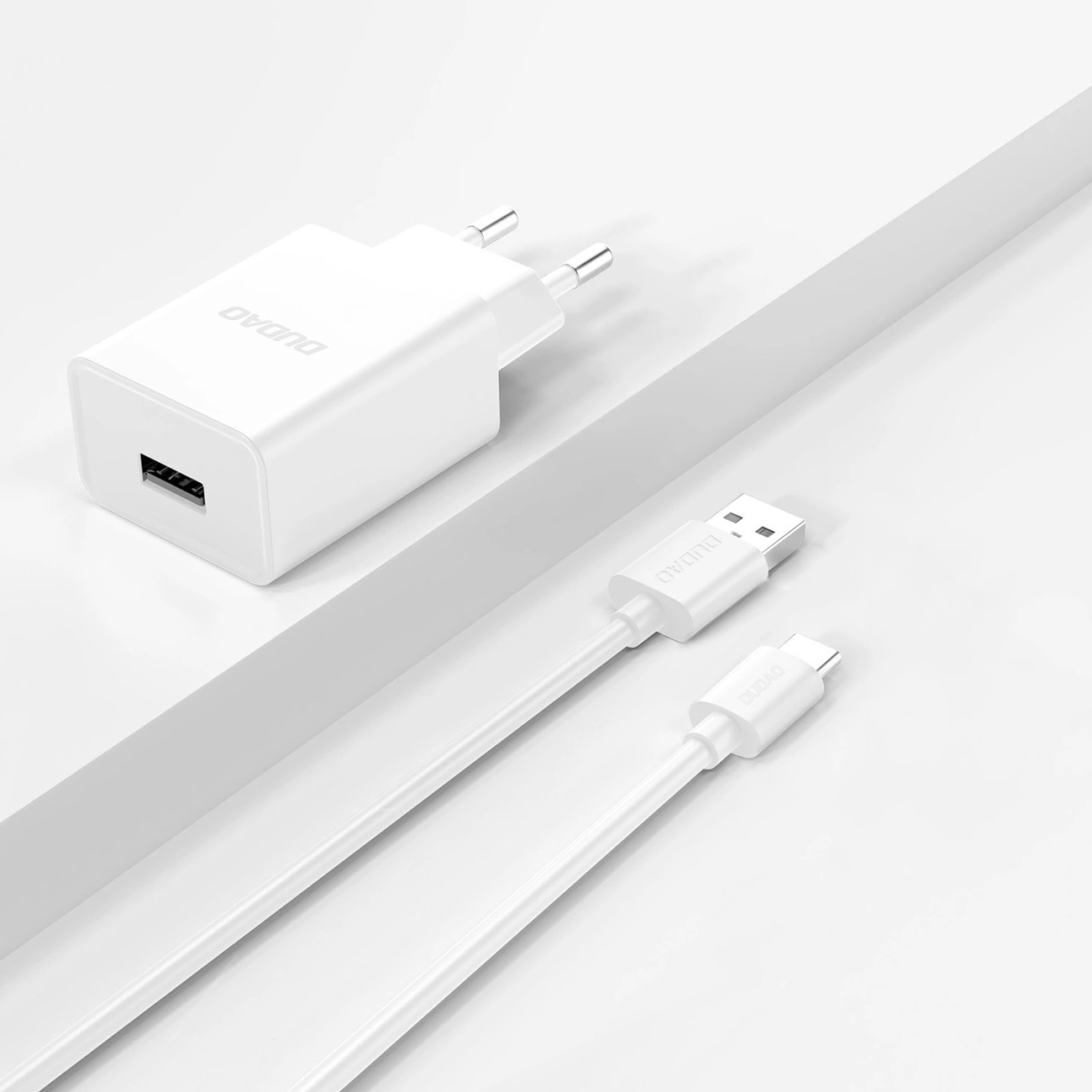 Síťová nabíječka s kabelem USB-C Dudao A4EU, 10W, 2.1A, 1 x USB-A, Bílá