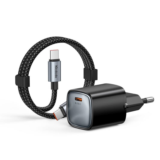 Síťová nabíječka s kabelem USB-C Mcdodo Nano CH-8262, 65W, 3,25A, 1 x USB-C, černá