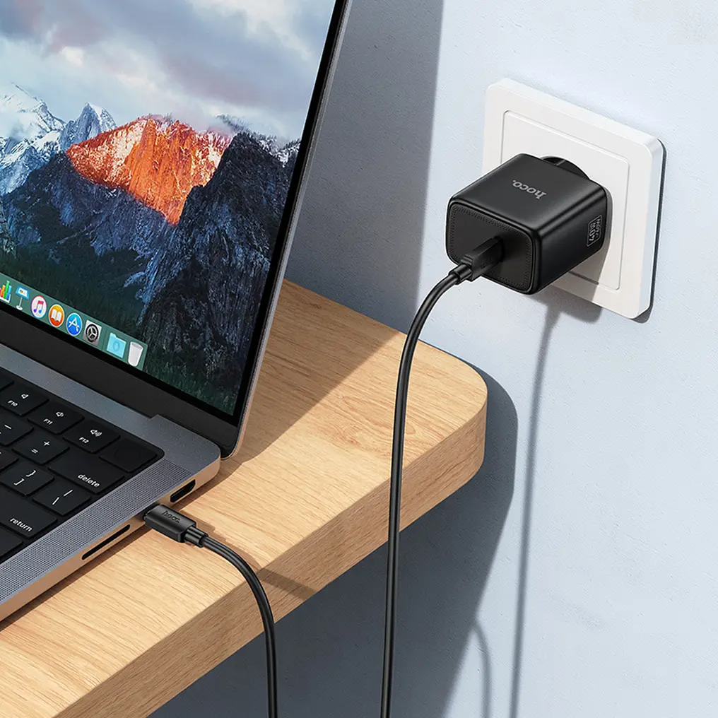 Síťová nabíječka HOCO N83, 40W, 3A, 1 x USB-C, černá