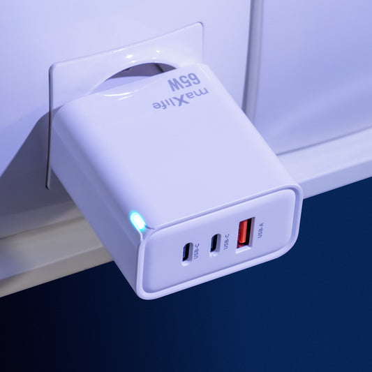 Síťová nabíječka MaXlife MXTC-09-65ACC, 65W, 3.25A, 1 x USB-A - 2 x USB-C, Bílá