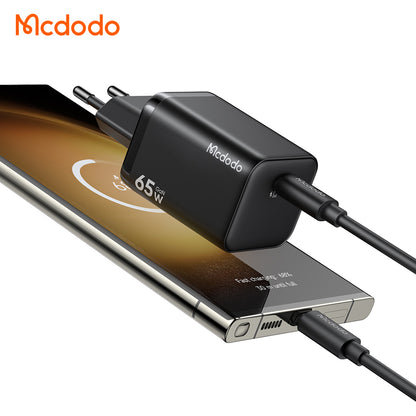 Síťová nabíječka McDodo CH-0850 Ultimate Mini, 65W, 3,25A, 1 x USB-C, černá