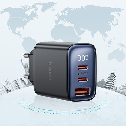 Síťová nabíječka McDodo CH-2180 Display, 30W, 3A, 1 x USB-A - 2 x USB-C, černá