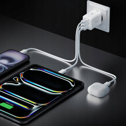 Síťová nabíječka Spigen EE473EU Essential, 47W, 3A, 1 x USB-A - 2 x USB-C, Bílá ACH09464