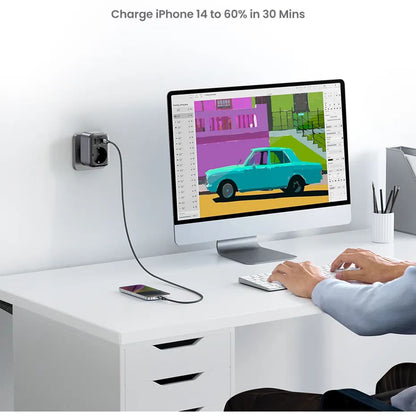 Síťová nabíječka UGREEN 15289 US, 30W, 3A, 2 x USB-A - 1 x USB-C - 1 x Schuko, černá