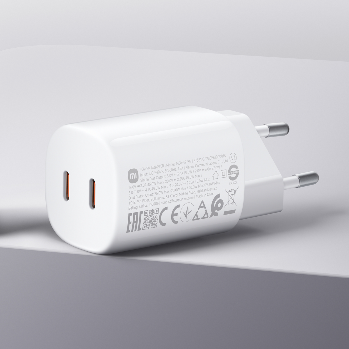 Síťová nabíječka Xiaomi Nano Turbo, 45W, 3A, 2 x USB-C, bílá BHR087OEU