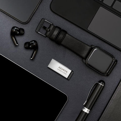 Externí paměť USB-A 3.2 Adata UR350, 32 GB UR350-32G-RSR/BK