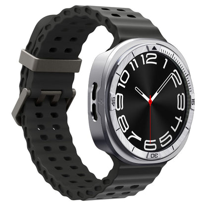 Ochranný rámek Spigen Tune Pro Pilot pro Samsung Galaxy Watch8 44mm, Stříbrný ACS10011