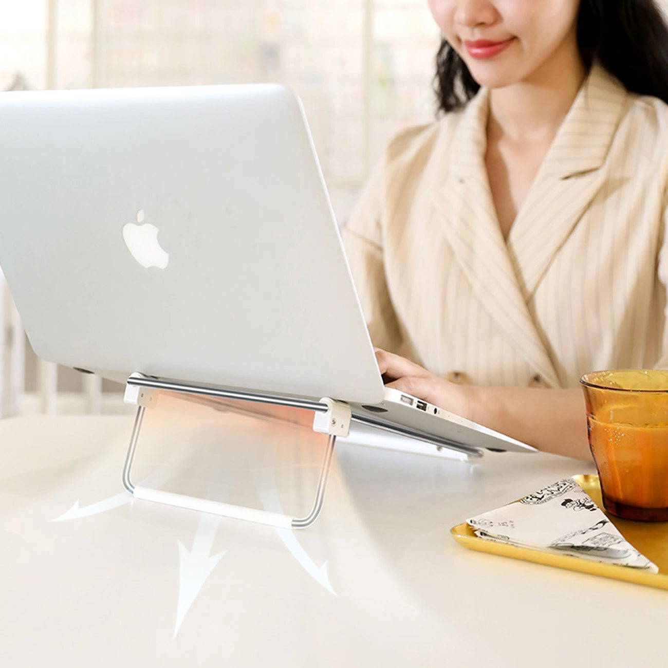 Podstavec UGREEN LP230 pro laptop max. 17 palců, stříbrný